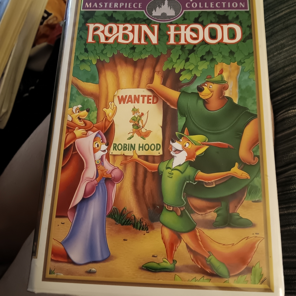 Disney Robin Hood VHS - Green and Brown